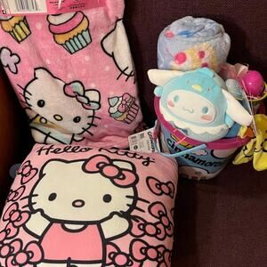 Hello kitty and friends Cinnamoroll Easter bundle with 40by50 delicious delights